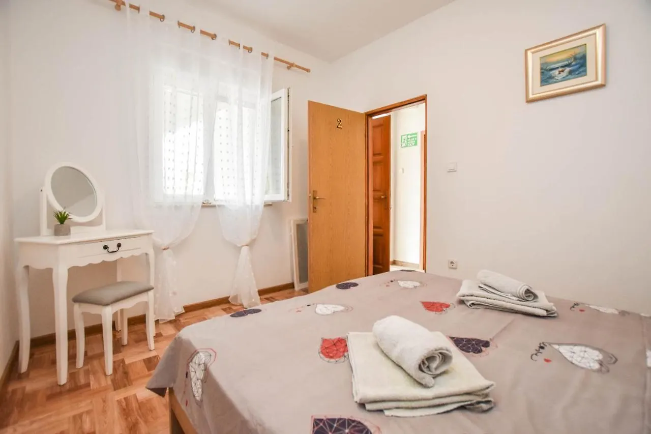 Apartment Rota Turanj
