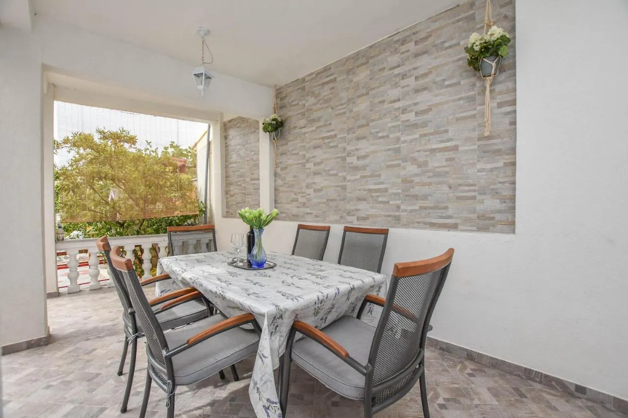 Apartment Rota Turanj Croatia